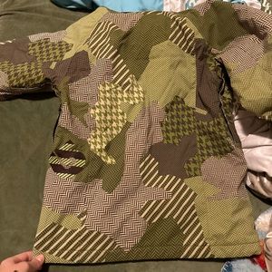 Boy L 10/12 Burton snowboarding Jacket